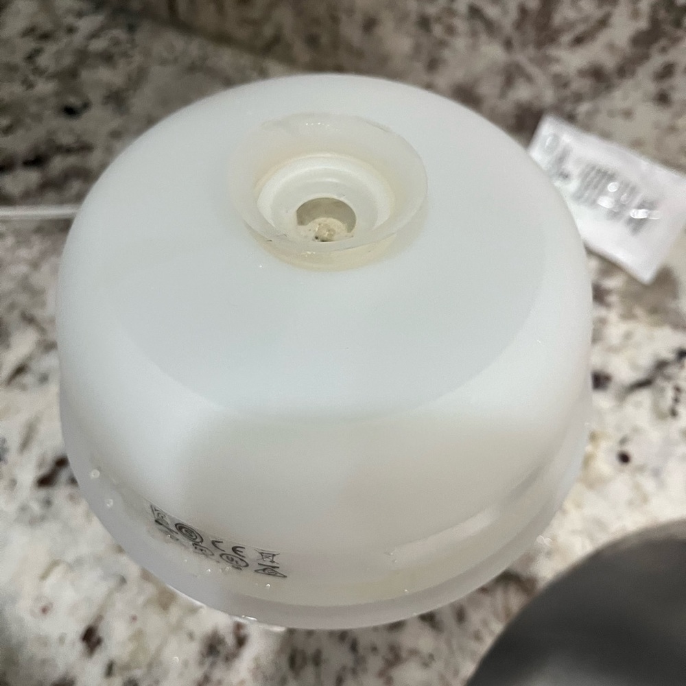 Essential Oil Diffuser - Picture 4 of 5